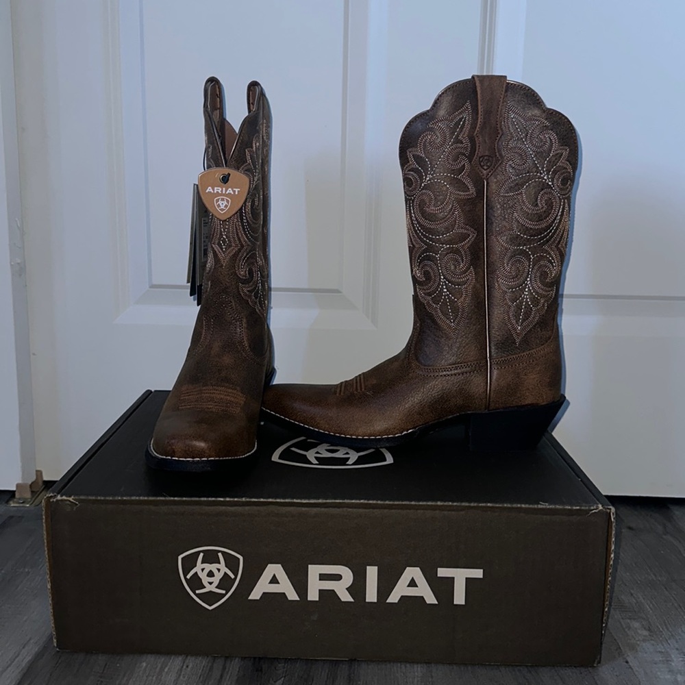 Ariat Women's Round Up Square Toe Western Cowboy Boot